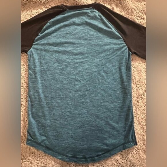 AMERICAN Eagle 360 Degree Extreme Flex Mens XS Cozy Long Sleeved Top, EUC - Picture 3 of 3